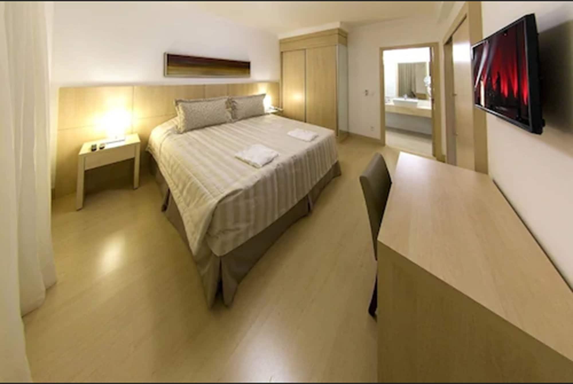 Hotel Mont Blanc Premium Ribeirão Preto Eksteriør billede A room at the hotel